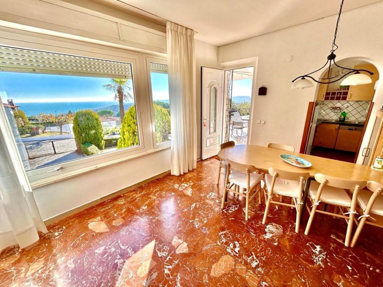 Villa Edith - Stupenda Villa Con Terrazzo Vista Mare E Spiaggia Inclusa Numana Bagian luar foto